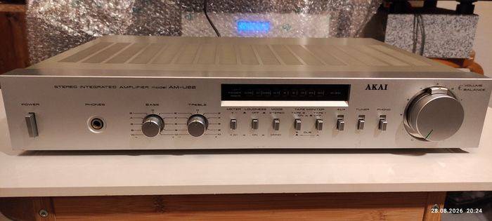 Akai AM-U22 Stereo Integrated Amplifier