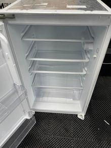 Premium Dutch Integrated Fridge 126L Very Good Condition