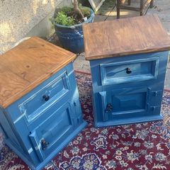 Bedside lockers