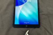 Apple iPad 9th Gen (A2602) 10.2" 64GB - Space Grey, WiFi