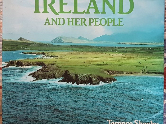 Ireland And Her People by Terence Sheehy