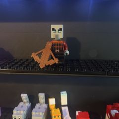 Lego Minecraft Pillager