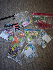 9 x mini Peppa pig jigsaw