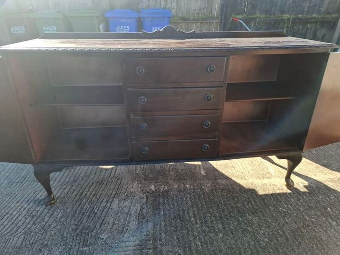 sideboard