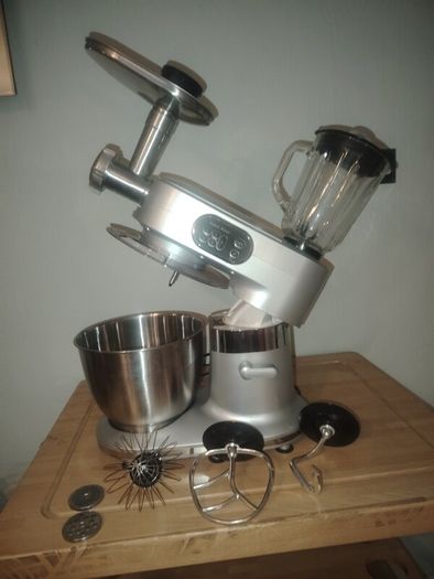 Multi function mixer/blender