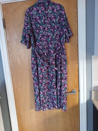 Rowen Avenue Floral Shirt  Dress.  S. XL- 16