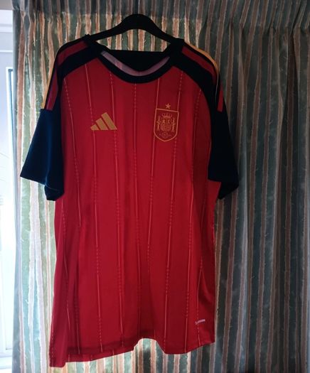 Spain 2026 Home Jersey. Asian Size 4XL- Similar to EU - XXL. Slim Fit - Width:59cm, Length:75cm. New With Tags. Open to Offers.