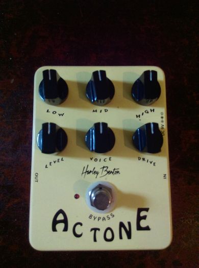 Guitar pedal clear out