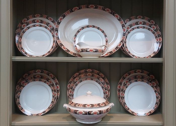 Amazing and Rare Arklow Pottery-Avoca Ware in Pattern Number 878, From the Very Early Days of Arklow Potterys Production, Circa 1936, Mixed Used Condition, Display Only