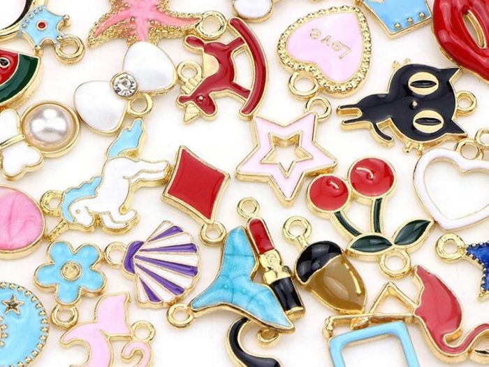 60Pcs Charms for Jewellery Making Assorted Gold Plated Enamel Animal Moon Star Fruit Charm Pendant DIY Necklace Bracelet Earring Crafts (FREE POSTAGE)