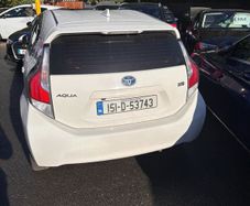 Toyota Aqua 2015