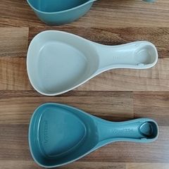 Measuring Cups