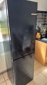 Bosh fridge and freezer