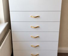 White 5-Drawer Chest of Drawers