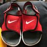 Boys nike sandals size 4.5 reduced Image 5