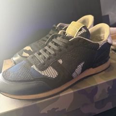 Valentino rockstud trainers/sneakers