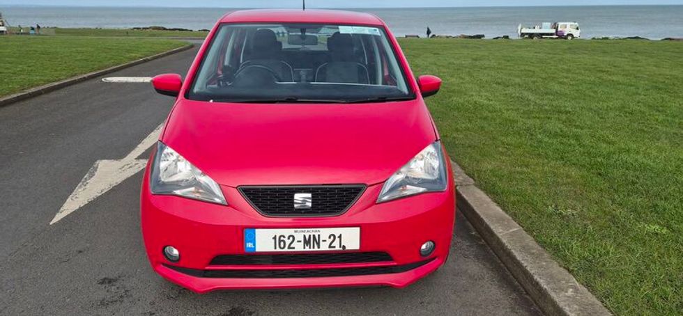 2016 SEAT Mii with brand new tyres & battery
