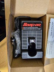 Snap On CTC328 Mobile Battery Charger