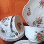 Twenty One Piece China Teaset Image 4