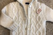 Gorgeous warm hoodie 6-12 months