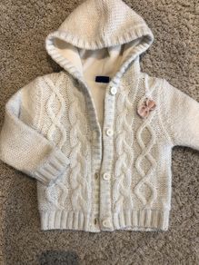 Gorgeous warm hoodie 6-12 months