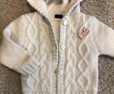 Gorgeous warm hoodie 6-12 months