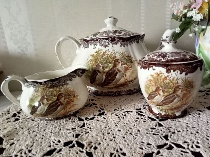Palissy Royal Worcester Game Series Large Teapot, Creamer and Jam Pot