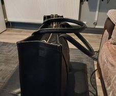 I want to sell real authentic Marc Jacobs bag