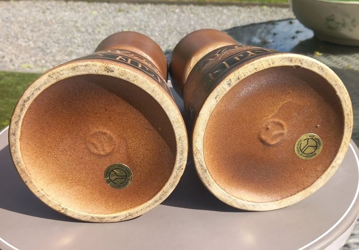 Pair of Kernat Ltd Israel vases, rare, no damage, D18