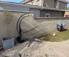 Free hanging garden chair
