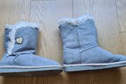 Winter suede boots
