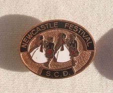 NEWCASTLE FESTIVAL SCD (Scottish Country Dance) - award enamelled badge 1994