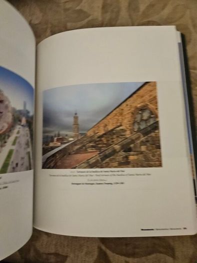 48h Open House Bcn. 34-5. Way Of Living Catalogue.  Large Volume Paperback In Good Condition.  See Photos For Same.