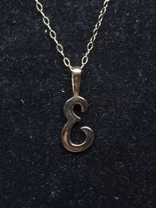 Vintage 9ct Gold Delicate Pendant Necklace 45cm