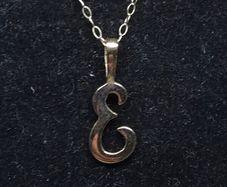 Vintage 9ct Gold Delicate Pendant Necklace 45cm
