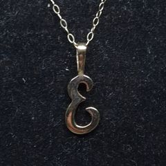 Vintage 9ct Gold Delicate Pendant Necklace 45cm