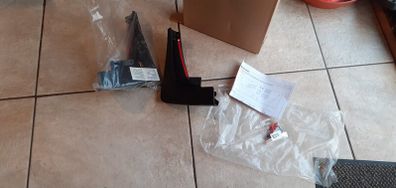 Pair of brand new rear mud flaps opel insignia 2012 free postage!!