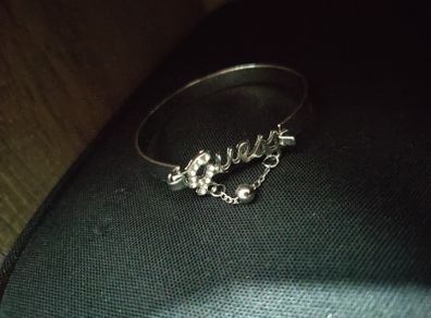 guess bracelet