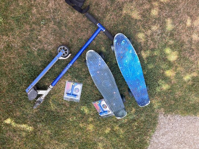 Skateboards, Scooter and pads