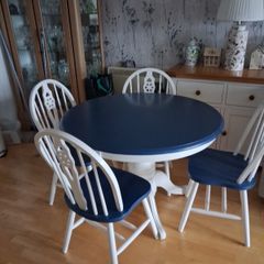 table and chairs