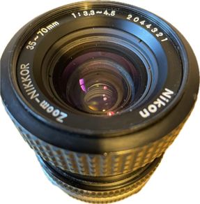 Nikon Zoom-Nikkor 35-70mm f:3.3-4.5 AIs MF lens vgc