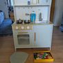 play kitchen Image 2