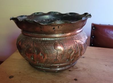 Arts & crafts copper jardiniere