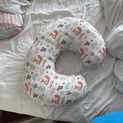 breastfeeding cushion