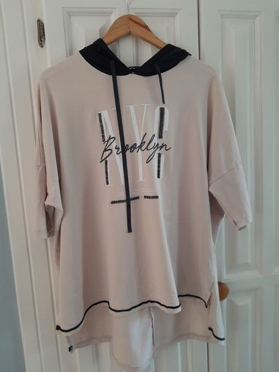 Pullover With Hood