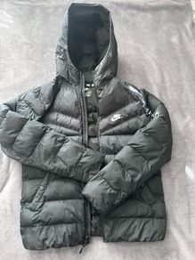 nike jacket size LX kids. 158-170 cm