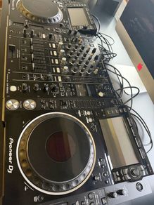 Pioneer Dj Cdj-2000nxs2 & Djm-900nxs2 Setup