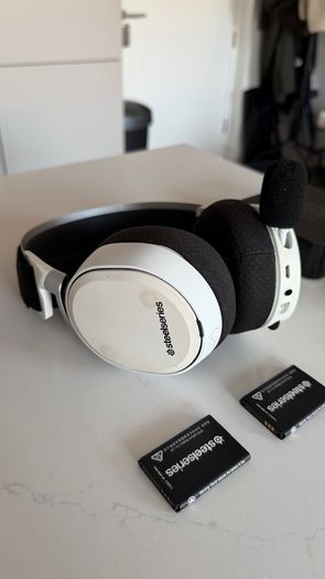 SteelSeries Arctis Pro Wireless - Base Station + Dual Battery