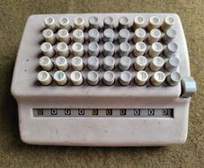 Antic Bell Punch PLUS 509LD Mechanical Calculator Comptometer from 60s