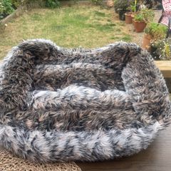 Cat / small dog beds